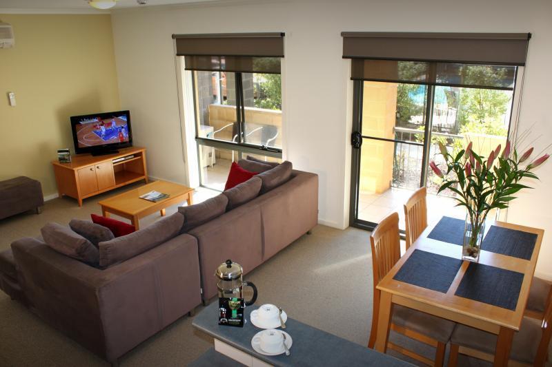 Quest Warrnambool Aparthotel Екстериор снимка